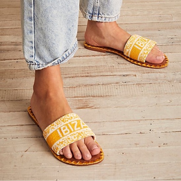 Anthropologie Ibiza Slides sandals new size 38 yellow beaded - Picture 1 of 4